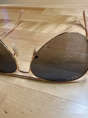 Ray-Ban Polarized Aviators with Gold Frame & Purple/Gray Gradient Lenses.